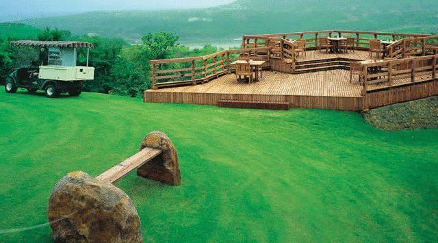فندق أمبابي فالي سيتي لونافالا المظهر الخارجي الصورة The deck at the Stone House
